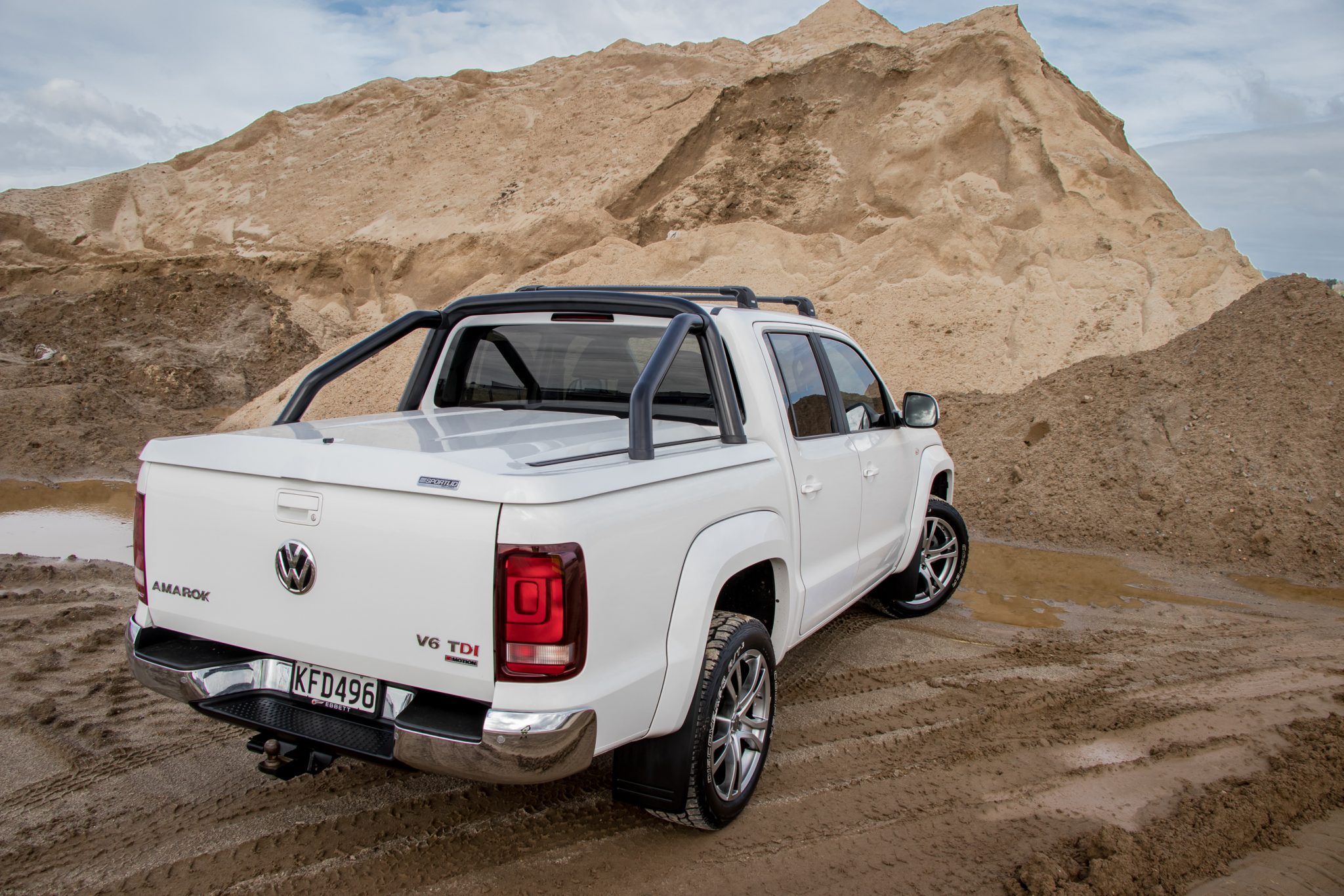 Volkswagen Amarok Sportlid for Tango (SLT)-20